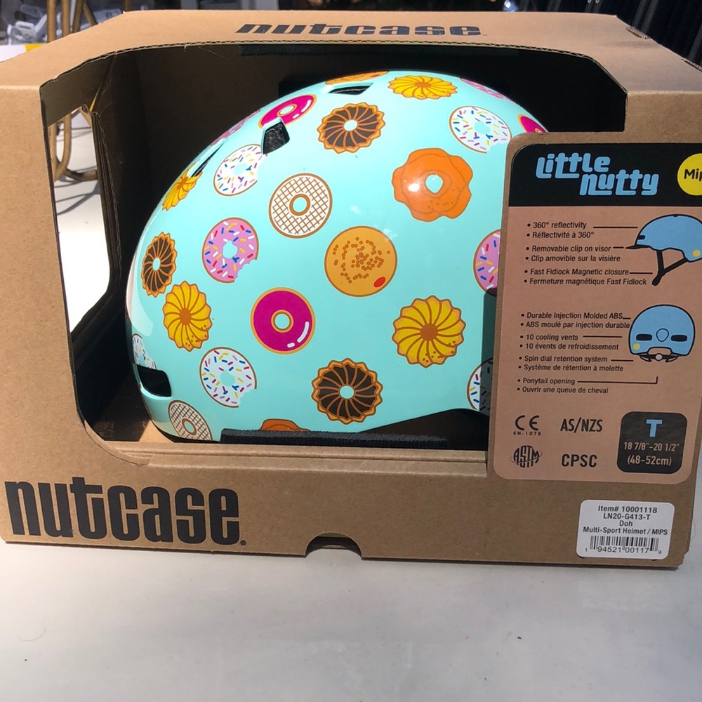 Nutcase Toddler helmet. Brand new.